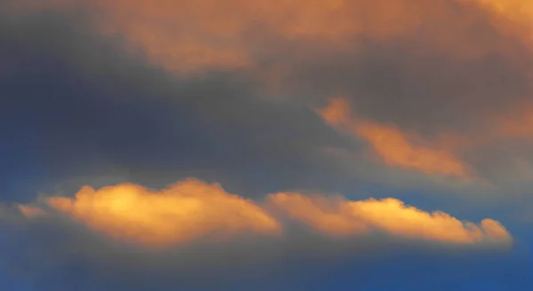 Pozadí Textury Vzor Tapety Jsou Stále Docela Vysoké Mraky Déšť — Stock fotografie