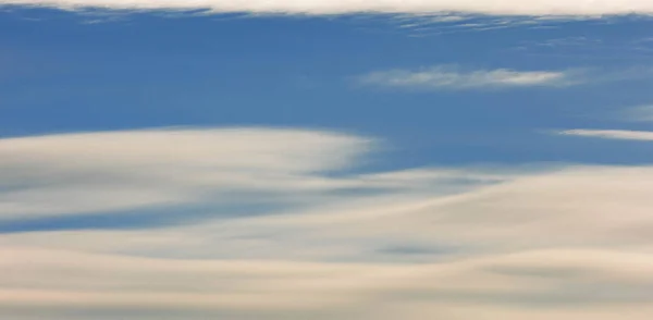 Textura Fondo Patrón Fondo Pantalla Todavía Son Nubes Bastante Altas —  Fotos de Stock