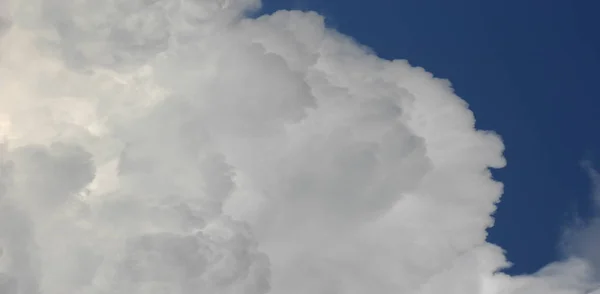 Textura Fundo Padrão Papel Parede Ainda São Nuvens Muito Altas — Fotografia de Stock