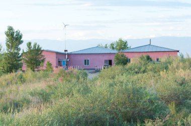 Bozkır yaz. Turgai Kaydet. Çölde Gölü