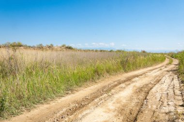 Bozkır yaz. Turgai Kaydet. Çölde Gölü