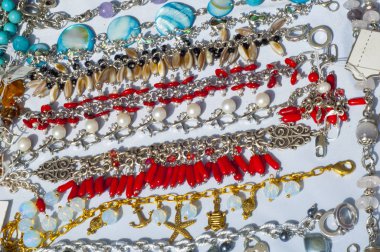 boncuk, boncuk çelenk,