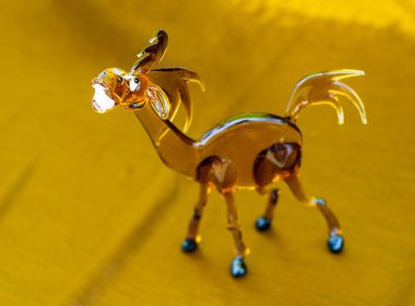 Doku, arka plan, desen. Camdan yapılmış oyuncaklar