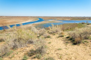 Kumlar Çöl Pınarı