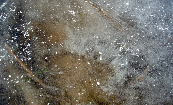 Herrscht Frost Auf Der Straße Eis Auf Dem Fluss Eisblasen — Stockfoto