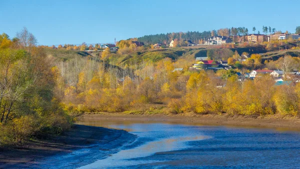 Herbstfotografie Aue Des Flusses Aber Bisher Ist Nur Der Herbst — Stockfoto