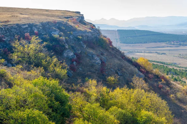 Kırım Sonbahar Yarımadasının Fotoğrafları Beyaz Kaya Kayası Belogorsky Bölgesi Biyuk — Stok fotoğraf