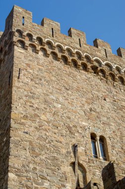 Ceneviz kayası olarak da bilinen Kırım yarımadasının, Sudak kalesinin fotoğrafları, kale 212 yılında Alanlar, Hazarlar veya Bizanslılar, Padişah-Jami Camii, Müze-Rezerv Sudak Kalesi tarafından inşa edildi.