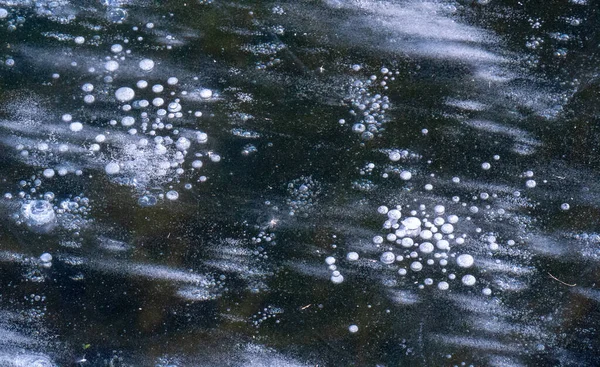 Herrscht Frost Auf Der Straße Eis Auf Dem Fluss Eisblasen — Stockfoto