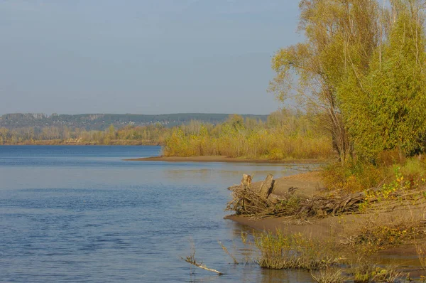 Autumn Landscape Dark Blue Water Last Warm Days River Trees — 图库照片