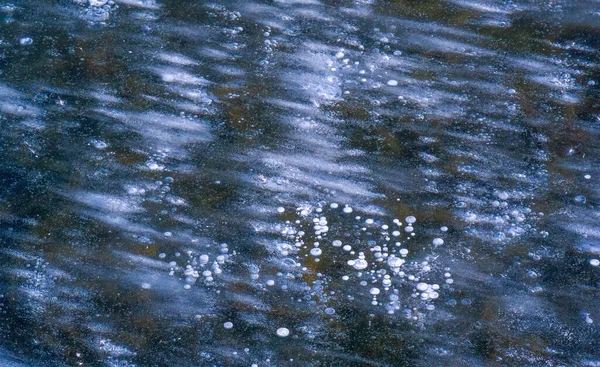 Hay Heladas Calle Hielo Río Burbujas Hielo Atrapadas Hielo Arquitectura — Foto de Stock