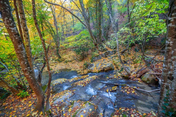 Fotos Península Crimea Otoño Cascada Jur Jur Hito Las Cercanías — Foto de Stock