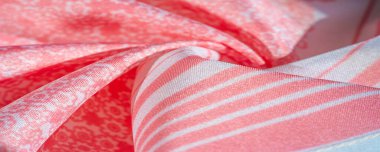 Doku, arka plan, desen, beyaz arka plan pembe ipek kumaş, beyaz arka plan bej dekoratif vuruş üzerinde küçük çiçekler desen siluet siluet, kartpostal duvar kağıdı tasarımı.