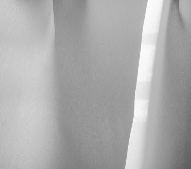 Resim dokusu, arka plan turuncu ipek kumaş. Görünüşü biraz renklendirmek için harika bir ışıltısı var. Dekor projelerinize biraz lüks katmak için ideal.