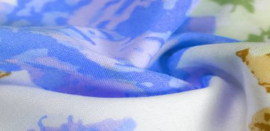 Doku desenli pamuk kumaş. Beyaz arka planda güller. Tasarımları, projeleri, duvar kağıtlarını işlemek için çok kullanışlı ve ideal. Bu kumaşla projeleriniz en iyisi olacak.