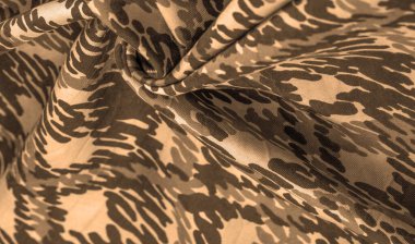 Arkaplan tasarımı dokusu, kumlu sepia sarı ipek kumaş, soyutlama, telif izi, askeri kamuflaj kumaşı, tasarımlarınız askeri bir kumaş olmanızı sağlayacak.,