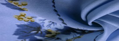 Doku, arka plan, şekil, Crepe de Chin. açık mavi, kahverengi çiçekler. Bu bir ipek grubu, pürüzle karakterize edilmiş, aynı zamanda hafif kırışık..