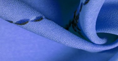 Doku, arka plan, şekil, Crepe de Chin. açık mavi, kahverengi çiçekler. Bu bir ipek grubu, pürüzle karakterize edilmiş, aynı zamanda hafif kırışık..