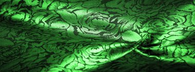 rahatlama deseni, birleşik tekstil, çiçek desenli yeşil ipek kumaş, alışılmadık hoş görsel duyular: kayganlık, serinlik, yumuşaklık; güzel görünüş, eşsiz parlaklık;