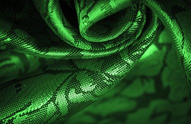 rahatlama deseni, birleşik tekstil, çiçek desenli yeşil ipek kumaş, alışılmadık hoş görsel duyular: kayganlık, serinlik, yumuşaklık; güzel görünüş, eşsiz parlaklık;