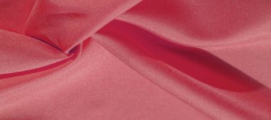 İpek kumaş, yakut kırmızısı..