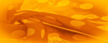 Arkaplan dokusu, dekoratif süs, beyaz benekli kırmızı benekli kumaş, kumaş üzerindeki yuvarlak noktalar, daire ya da silindir şeklinde..