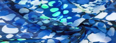 Desenli tasarım, ipek kumaş, kadın eşarbı, beyaz kırmızı-kahverengi soyut daireler, projeniz başarılı olacak, eğer bu kumaşı kaldırırsanız, silinmez etkiler bırakacak.