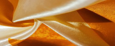 Doku, arkaplan, desen, ipek sarısı ve beyaz krep nefesi. Üzerinde parmak izi olan labirent küp geometrik kumaş. Projeleriniz için en iyi çözüm. Bu kumaşla en iyisi olacaksın..