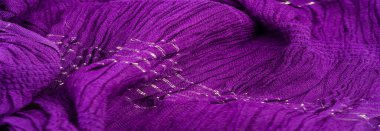 Desenli arka plan deseni, dekorasyon süsü, mavi sentlik koyu leylak dokuması, paralel veya köşegen kıvrımlı kumaş; böyle bir kumaştan çıkan ürünler..