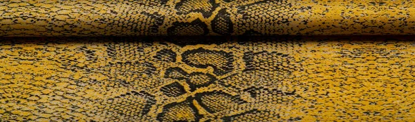 Tekstura Tło Wzór Tkanina Wzorem Żółtej Skóry Węża Afrykański Materiał — Zdjęcie stockowe