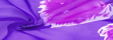 Doku, arka plan, kırmızı çiçekli mavi ipek kumaş. Projeleriniz stüdyomuzda son ürünlerini kullanma konusunda derin bilgiye sahip tasarımcılar tarafından geliştirildi..