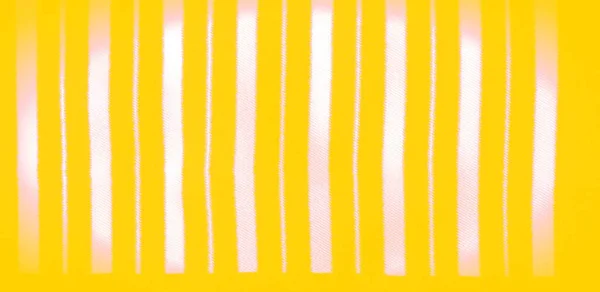 Μεταξωτό Ριγέ Ύφασμα Κίτρινες Λευκές Ρίγες Αυτό Όμορφο Σούπερ Μαλακό — Φωτογραφία Αρχείου