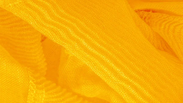 Tekstur Latar Belakang Pola Corrugation Sutra Kuning Hancur Kain Untuk — Stok Foto