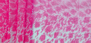 Beyaz kırmızı rengin dokusu, arkaplanı, deseni, ipek kumaşı tekstil. Özellikleri, daha esnek ve tasarlanması daha kolay olduğu için dokuma malzemesinden farklıdır..