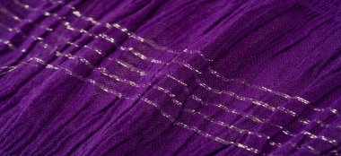 Desenli arka plan deseni, dekorasyon süsü, mavi sentlik koyu leylak dokuması, paralel veya köşegen kıvrımlı kumaş; böyle bir kumaştan çıkan ürünler..