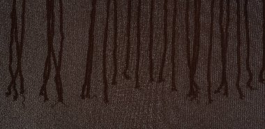 İpek kumaşın arka plan dokusu. Bu doğal kahverengi bir eşarp, yapay ipekten yapılmış bu güzel naylon saten ve parlak bir parıltı projeleriniz için mükemmel..