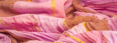 Kumaş desenli arka plan, süs, arkaplan, ipek kumaş, büyük pembe ve tarçın şeritleri, bir altın şeridi ile ayrılmış, bu kumaş tasarımınızı süsler, en iyisi olacaksınız.