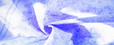 Doku, desen, beyaz arkaplanda mavi ipek kumaş, beyaz arkaplan dekoratif kursunda çiçek desenli siluet, kartpostal duvar kağıdı tasarımı. Projeniz başarılı olacak. İlham verici