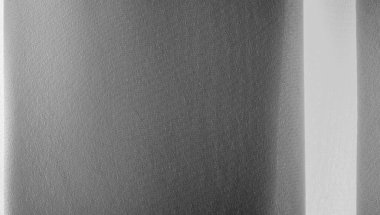 Resim dokusu, arka plan turuncu ipek kumaş. Görünüşü biraz renklendirmek için harika bir ışıltısı var. Dekor projelerinize biraz lüks katmak için ideal.