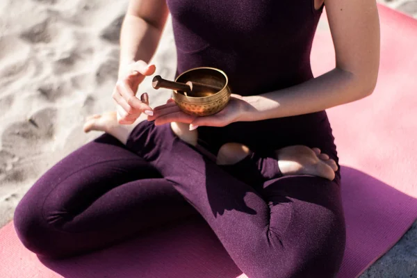 Meditasyon için Tibet şarkı Bowl