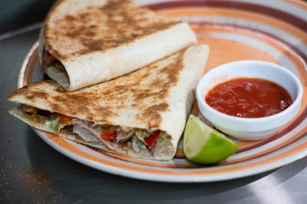 Mexicaans Eten Heerlijke Taco Met Grond Rundvlees — Stockfoto