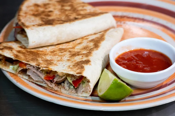 Mexicaans Eten Heerlijke Taco Met Grond Rundvlees — Stockfoto