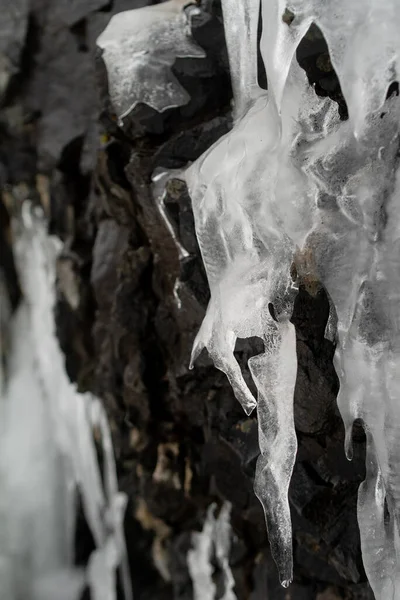Замерзший Водопад Скале — стоковое фото