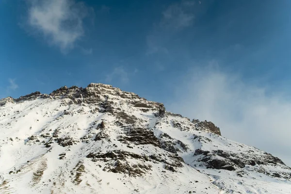 Зима Исландии Подножия Вулкана Снежная Исландская Гора — стоковое фото