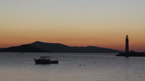 Ville balnéaire de Turgutreis et couchers de soleil spectaculaires