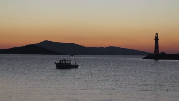 Ville balnéaire de Turgutreis et couchers de soleil spectaculaires