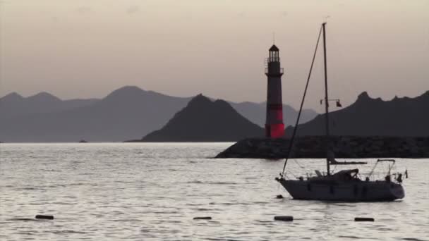 Kota Tepi Laut Turgutreis Dan Matahari Terbenam Yang Spektakuler — Stok Video