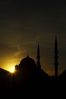 Müslüman şehir istanbul silueti ile Ramazan zamanı