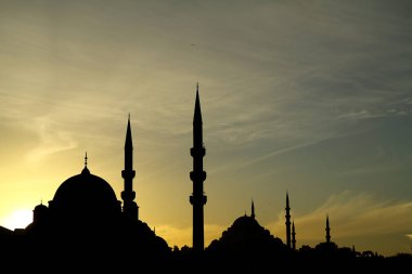 Müslüman şehir istanbul silueti ile Ramazan zamanı