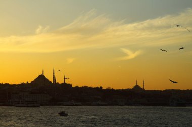 Müslüman şehir istanbul silueti ile Ramazan zamanı